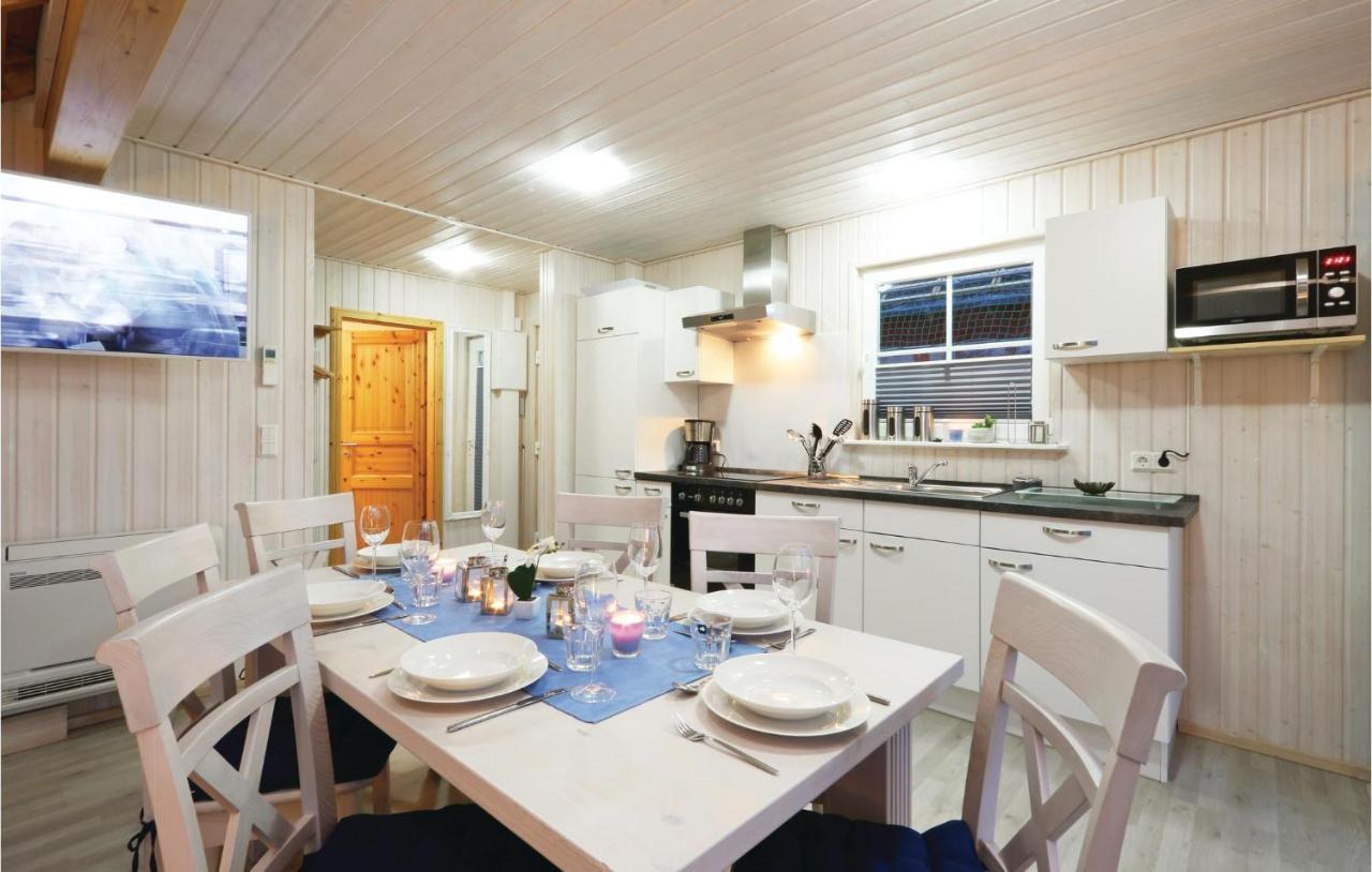 Beach Front Home In Zerpenschleuse With Wifi ภายนอก รูปภาพ