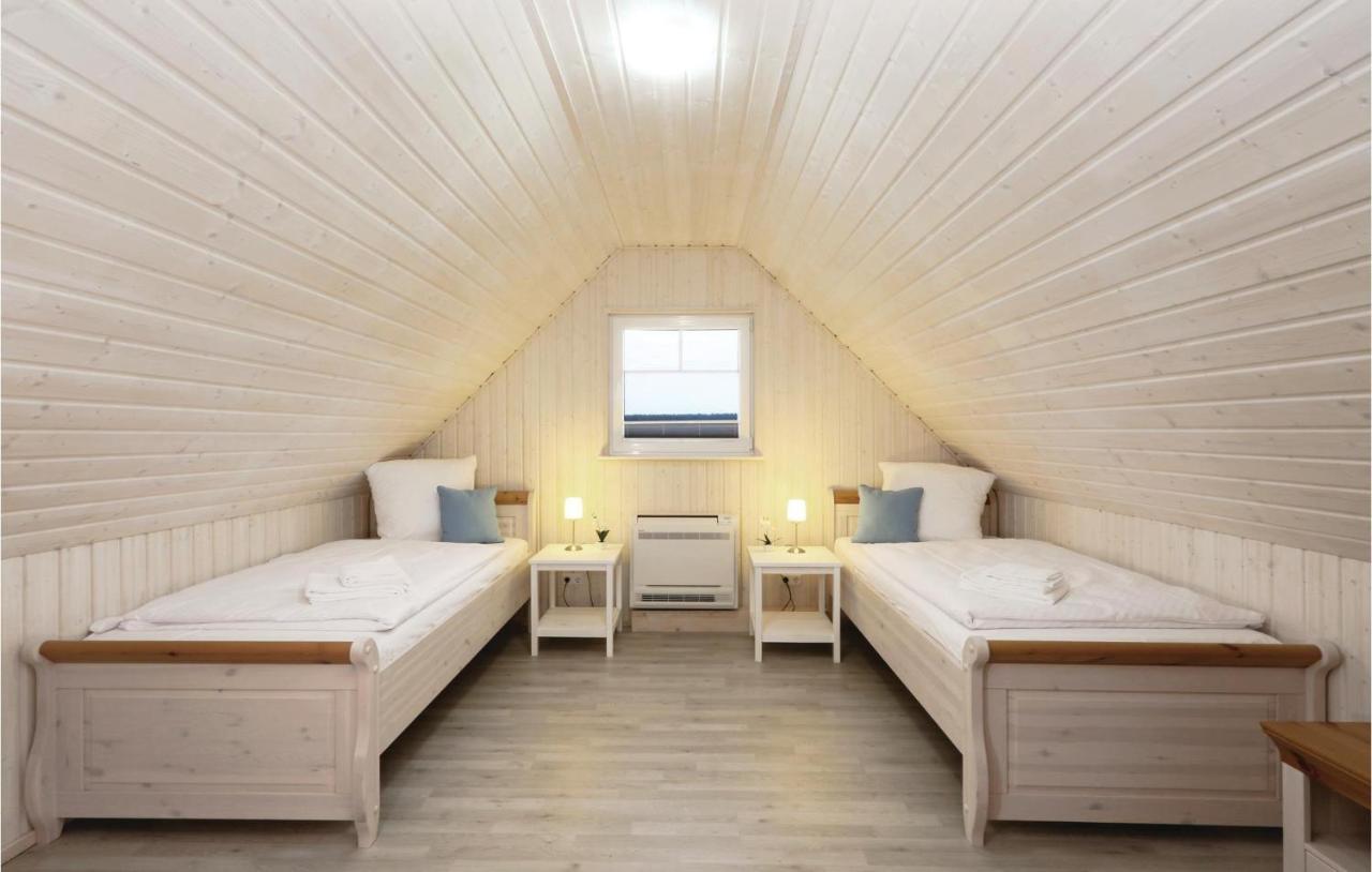 Beach Front Home In Zerpenschleuse With Wifi ภายนอก รูปภาพ